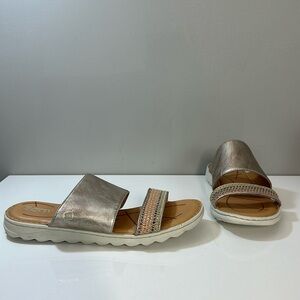 Born Shore Slide Sandals Size 10